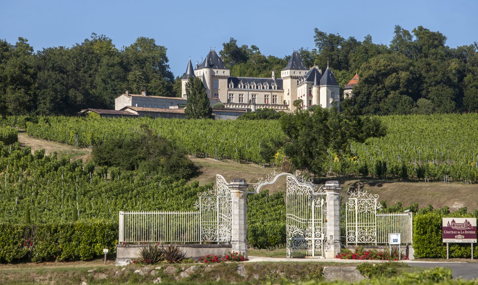 Château de la Rivière