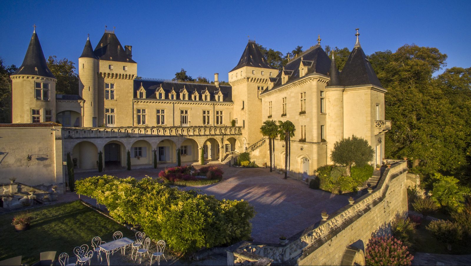 Château-de-La-Rivière-laurence-lemaire-hebdo-vin-chine