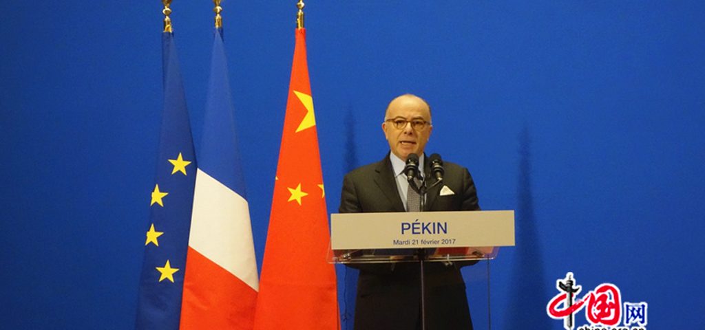 Cazeneuve-Pekin-Lemaire-vin-chine-hebdo