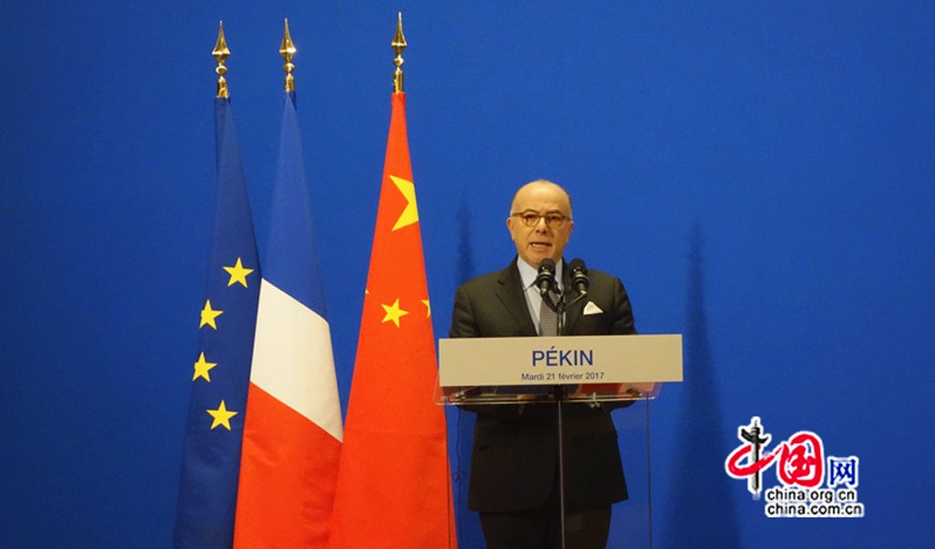 Cazeneuve-Pekin-Lemaire-vin-chine-hebdo