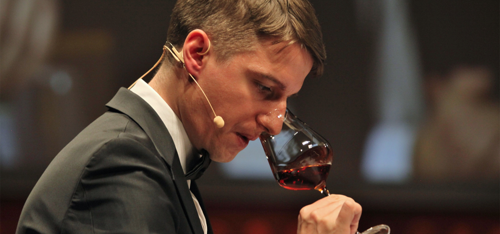 sommelier-meilleeur-monde-2019-Marc-Almert-lemaire-hebdo-vin-chine