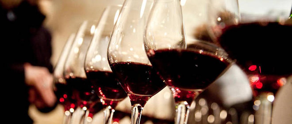 Le-point-verres-de vin-rouge-Dupont-lemaire-hebdo-vin-chine-Roy