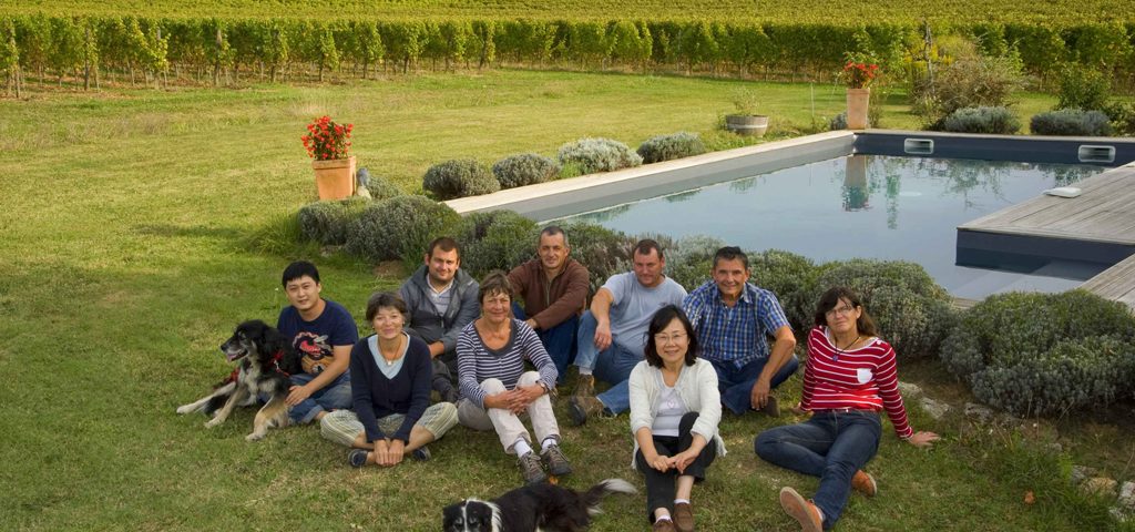 Chapelains-chateau-chinois-sainte-foy-bordeaux-lemaire-hebdo-vin-chine