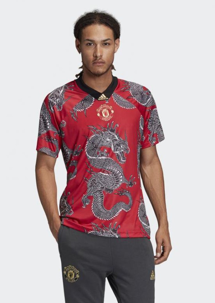 nouvel-an-chinois-Nouvel-an-chinois-Manchester-United-maillot-de-foot-lemaire-hebdo-vin-chine
