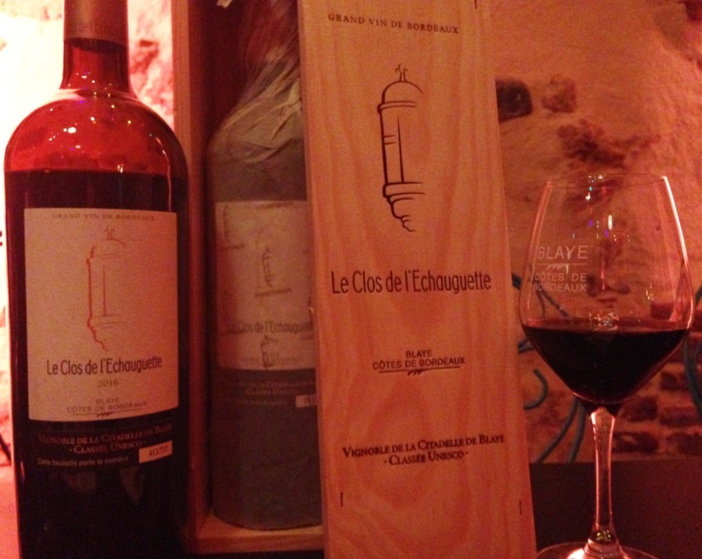 Blaye-echauguette-lemaire-hebdo-vin-chine